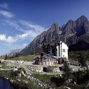 Piandineve Hotel